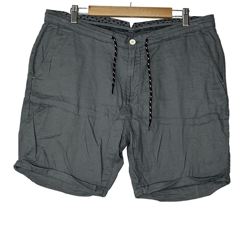 ZARA MAN Shorts Mustard Size Large‎ Comfy